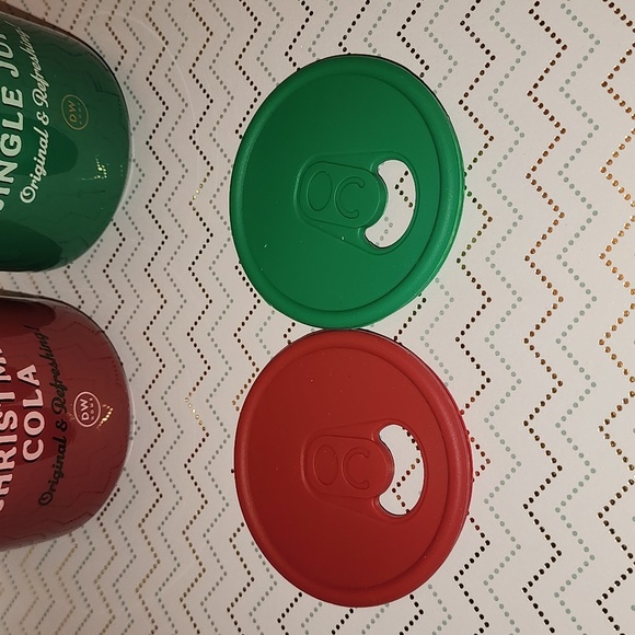 Brand new set of 2 DW Home Holiday  Jingle Juice & Cherry Christmas Cola Candle - Picture 7 of 7